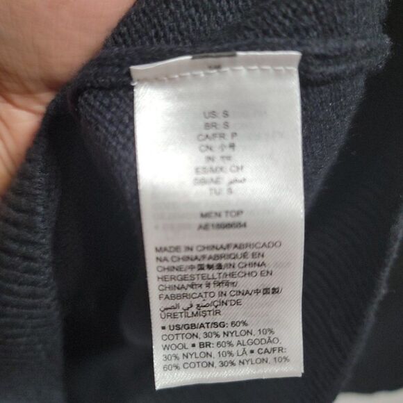 Amazon Essentials Mens Black V Neck Long Sleeve Pullover Sweater Size Small - Picture 6 of 8